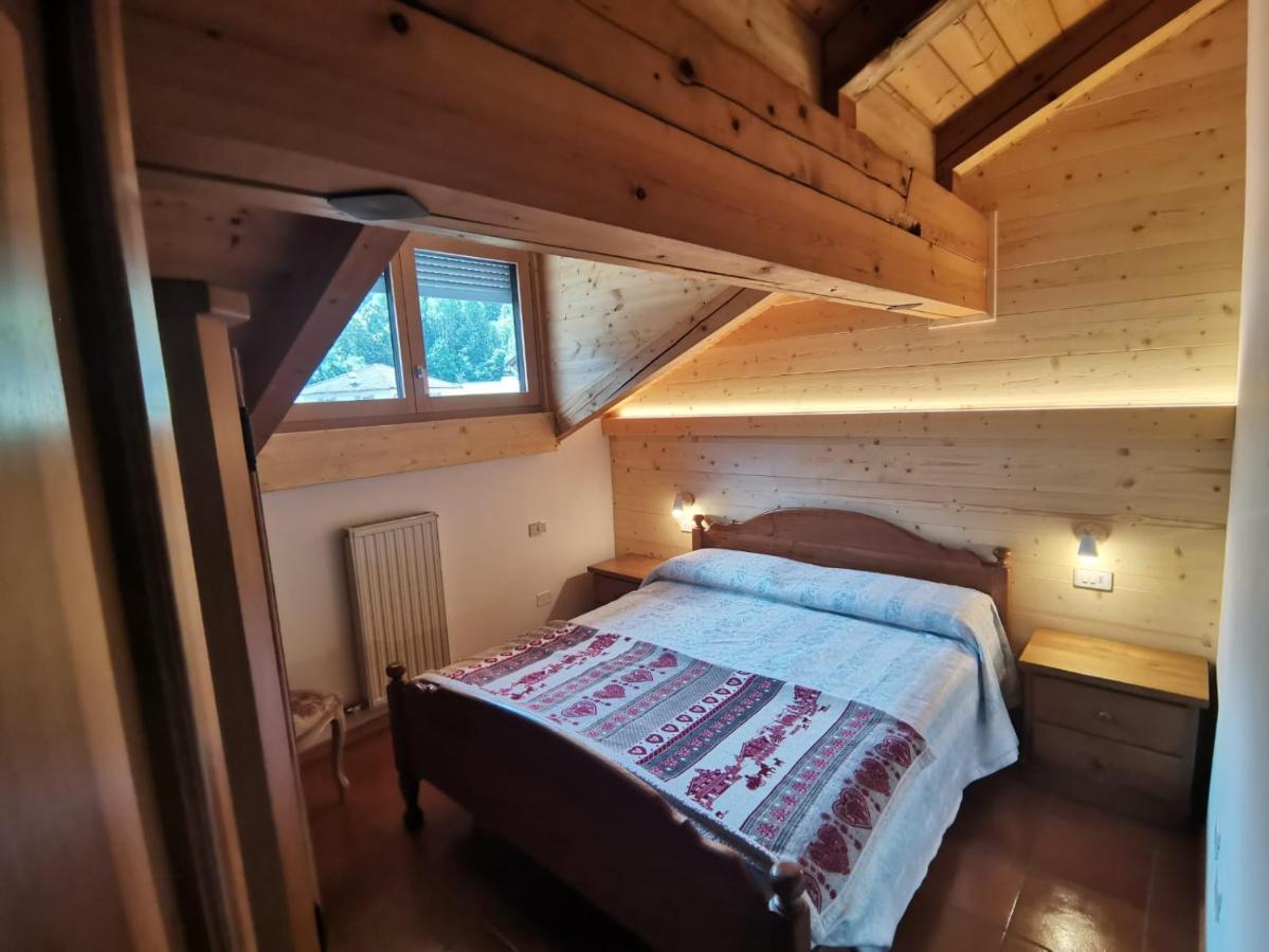 Apartament Mansarda A Carciato, Trilocale In Montagna Dimaro Zewnętrze zdjęcie