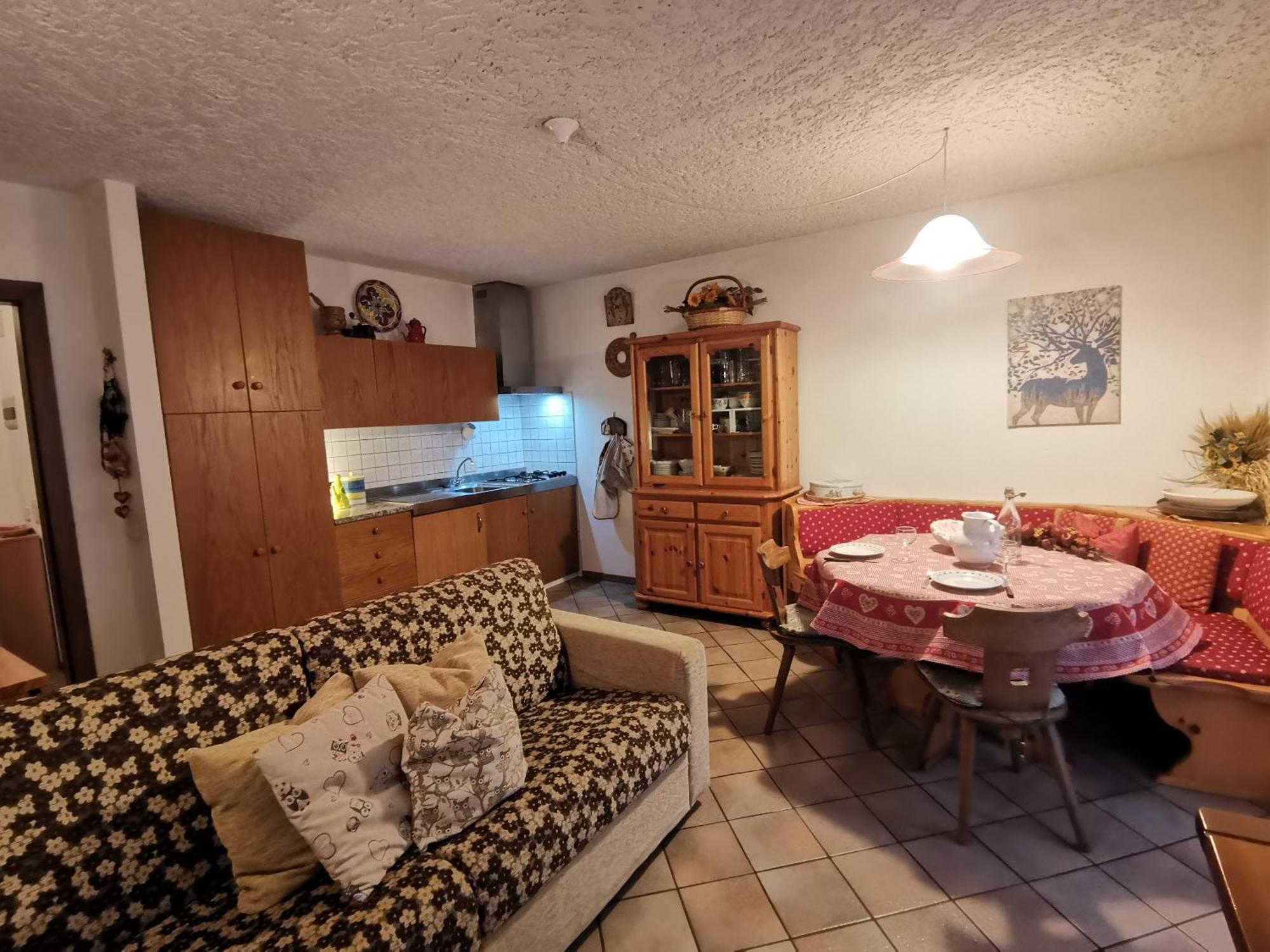 Apartament Mansarda A Carciato, Trilocale In Montagna Dimaro Zewnętrze zdjęcie