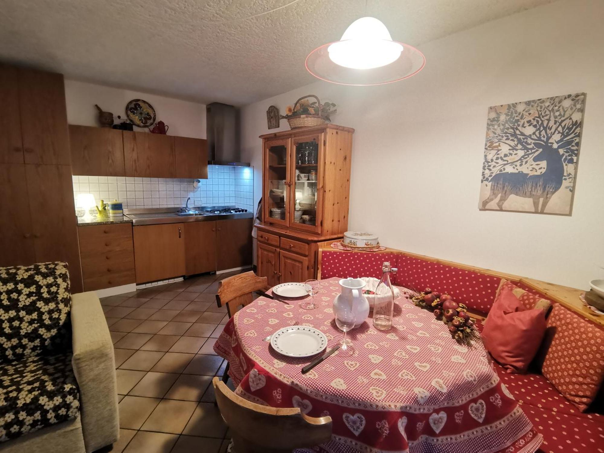 Apartament Mansarda A Carciato, Trilocale In Montagna Dimaro Zewnętrze zdjęcie