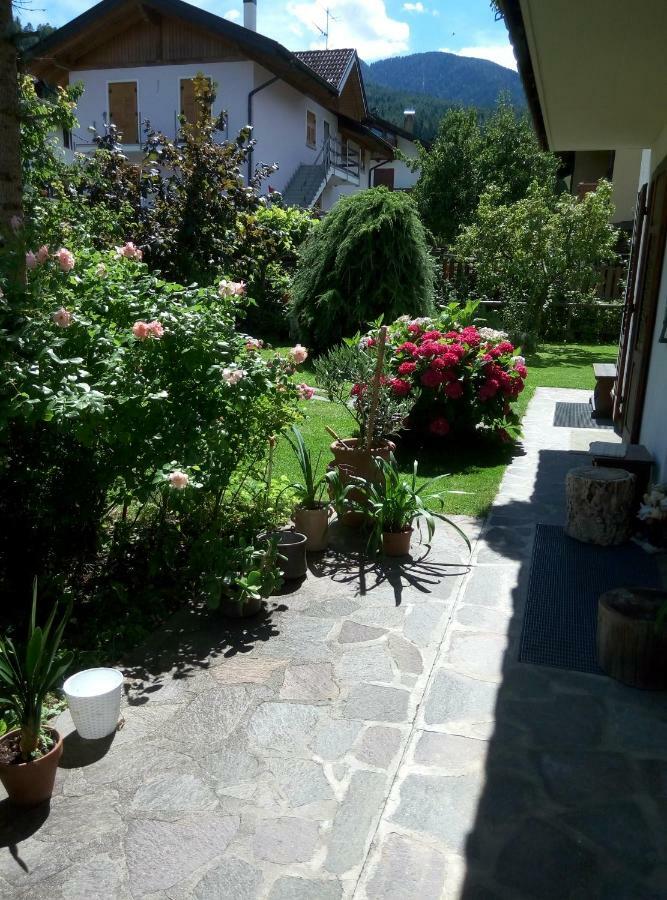 Apartament Mansarda A Carciato, Trilocale In Montagna Dimaro Zewnętrze zdjęcie